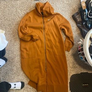 Nike women’s oversized long zip up hoodie